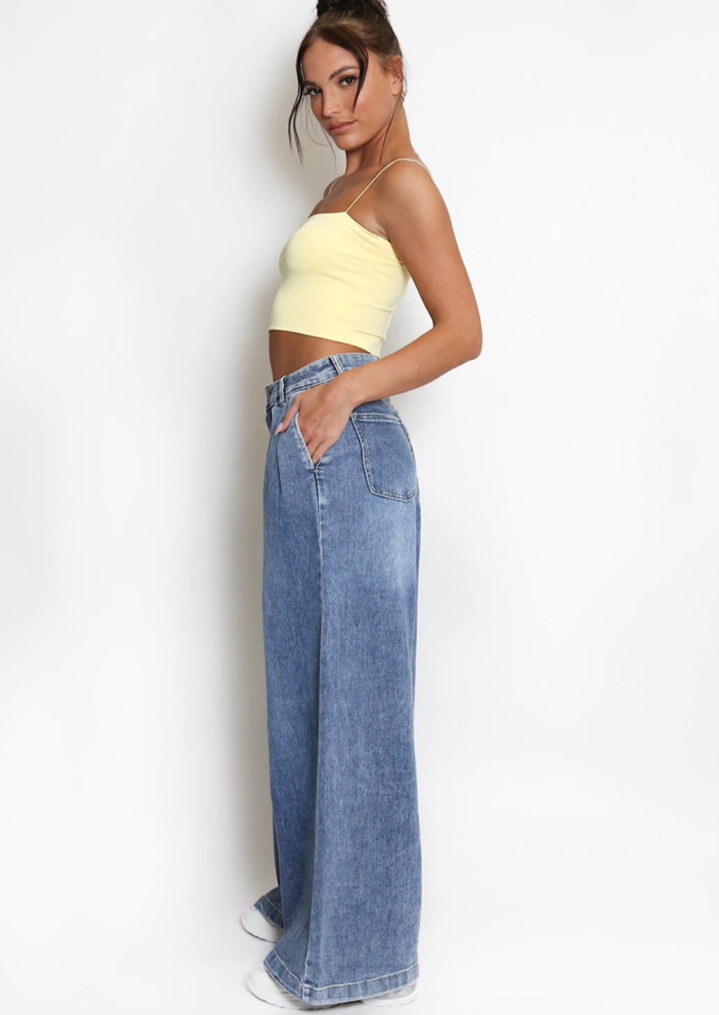 Pleated Flare Hem Wide Leg Jean