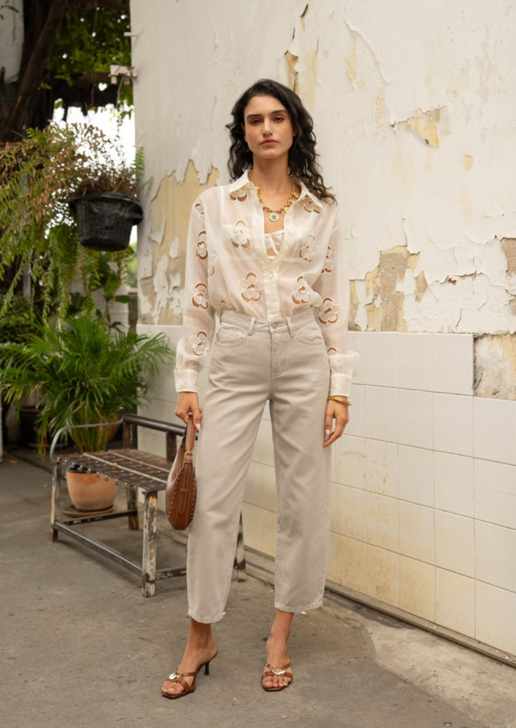 Bony Taupe Barrel Jean