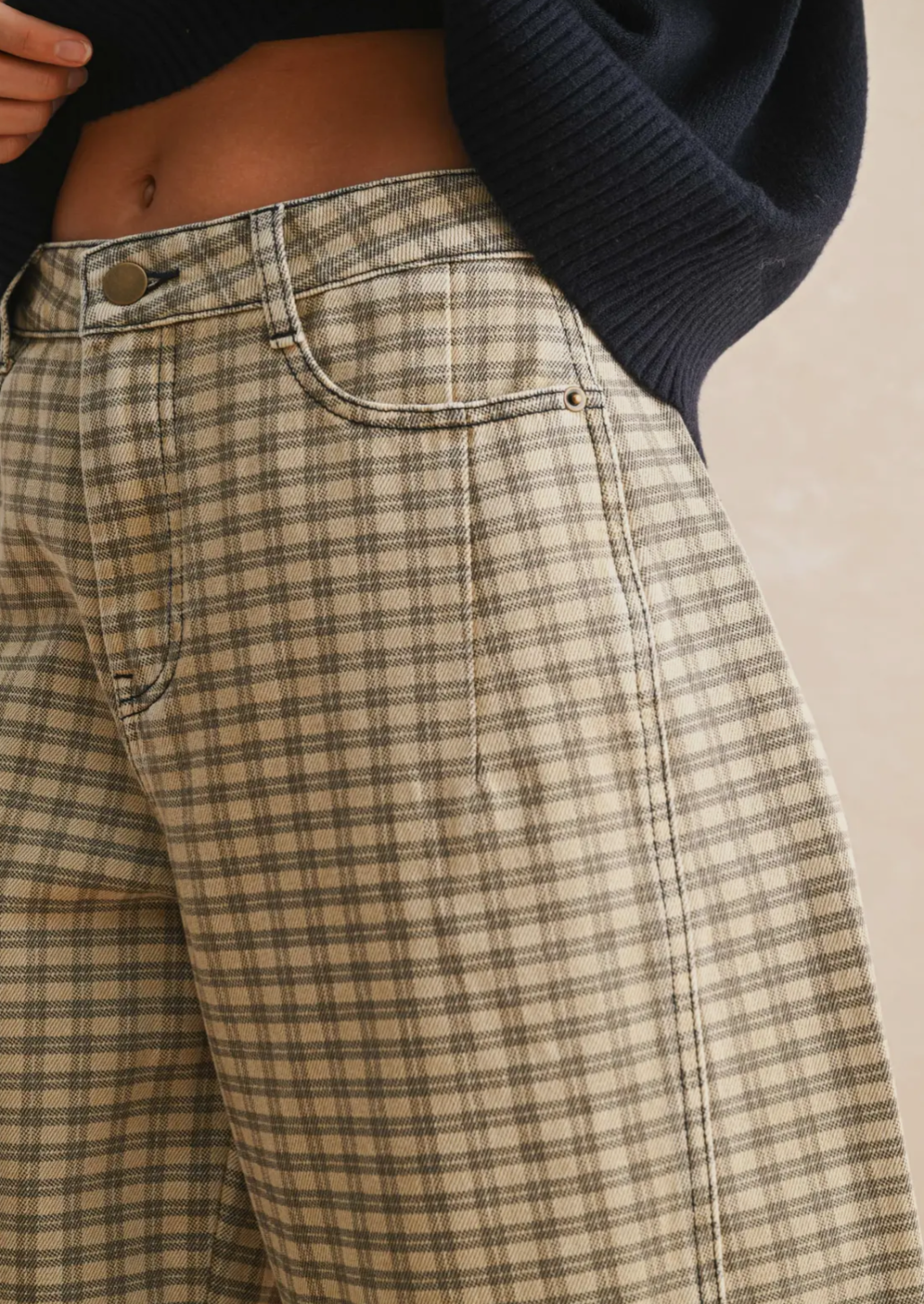 Checked Pattern Barrel Jeans