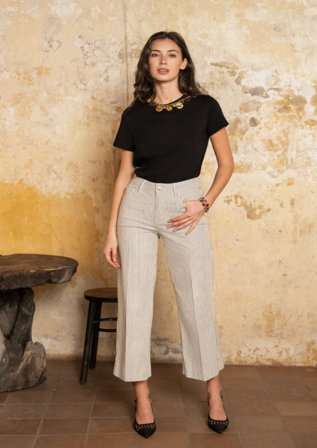 Black Round Neck Cotton T-Shirt