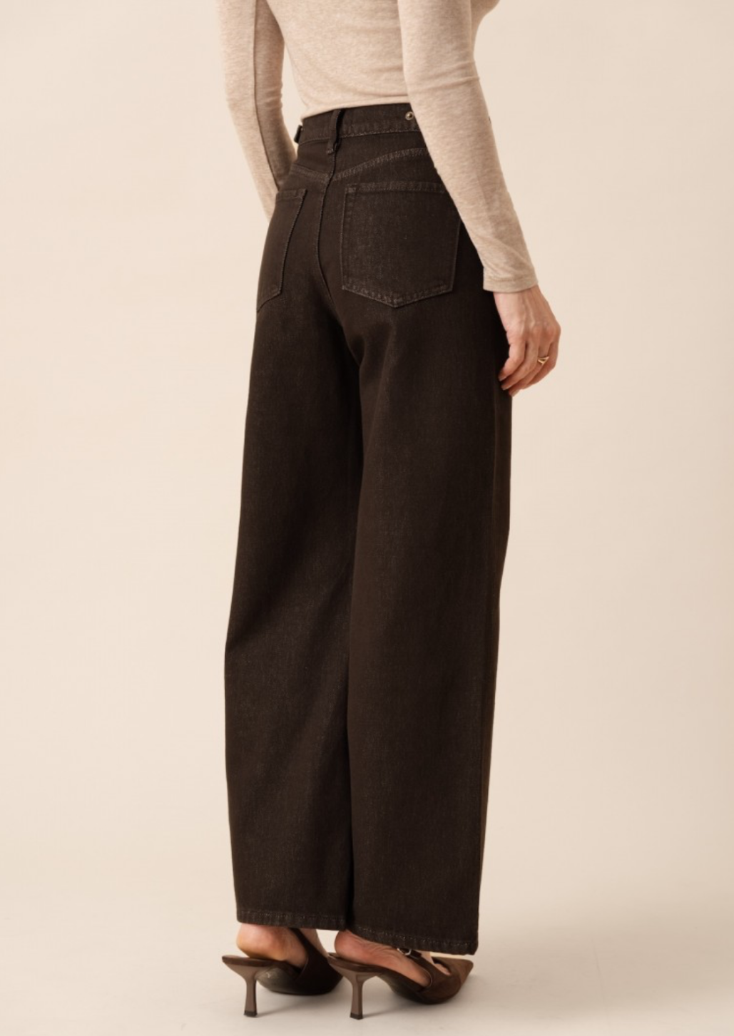 Logan Wide Regular Jean