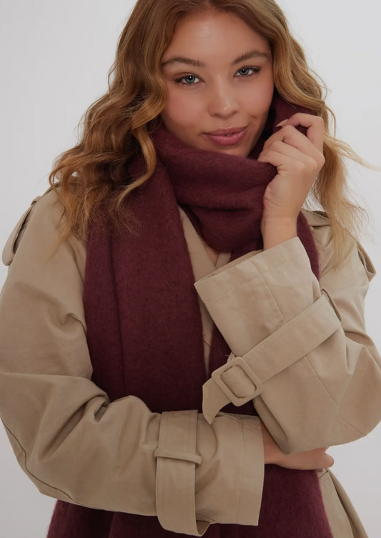 Oversized Chunky Burgundy Scarf