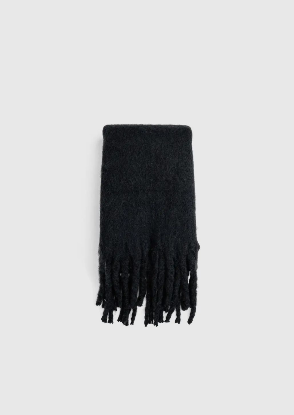 Oversized Chunky Black Scarf