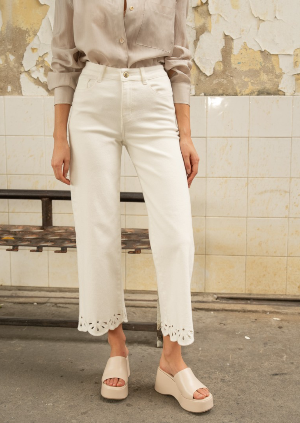 Alice Cut Out Detail Jean